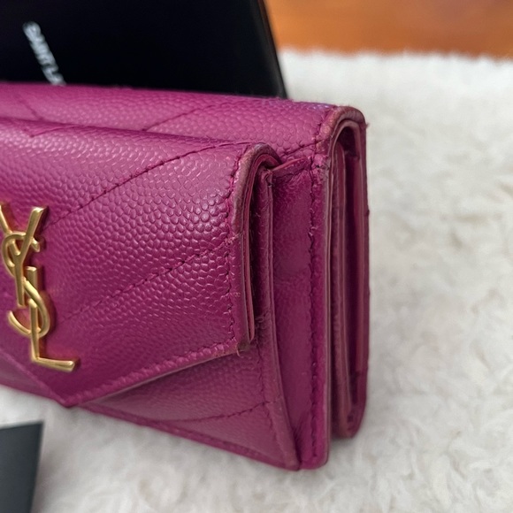 Saint Laurent Trifold Wallet - Picture 4 of 17